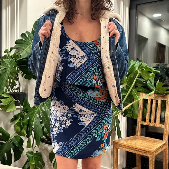 Levi’s | 3 in 1 Trucker Jacket in Three Moves Medium Wash - Picture 9 of 11